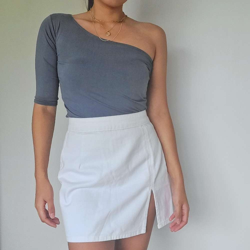 NWOT One shoulder sleeveless top